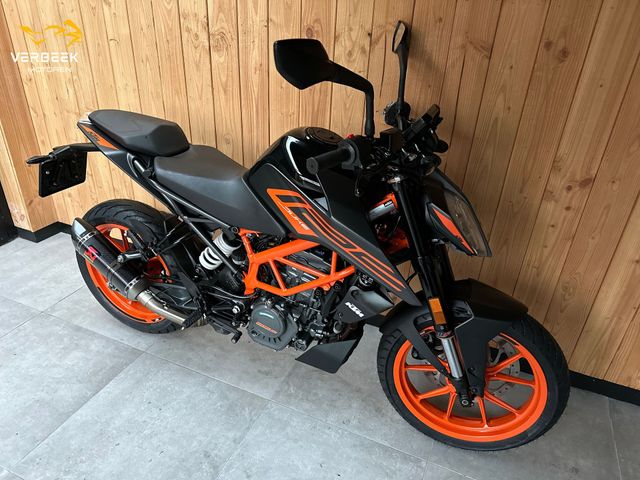 ktm - 125-duke