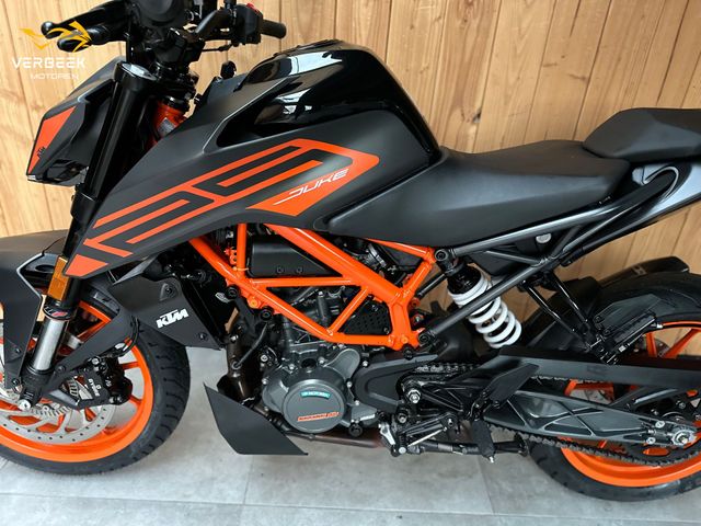 ktm - 125-duke