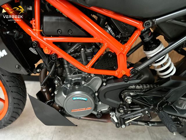 ktm - 125-duke