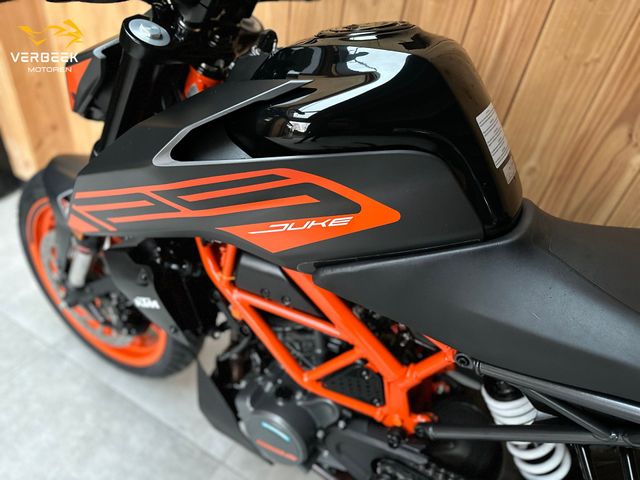 ktm - 125-duke