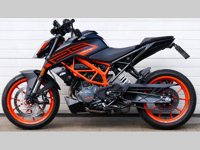 ktm - 125-duke