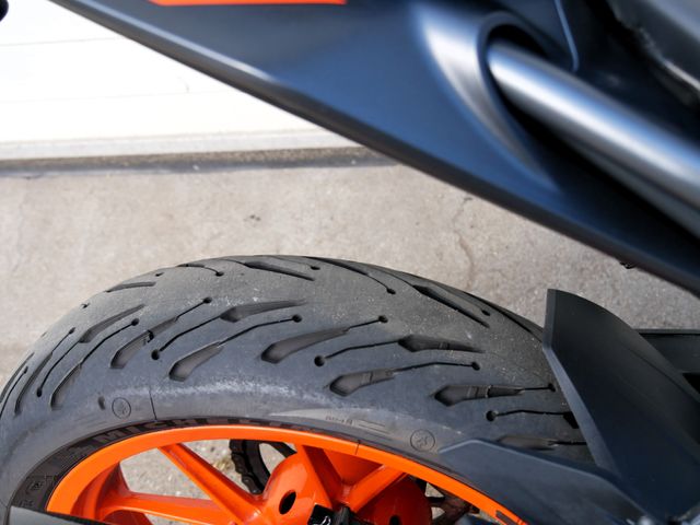 ktm - 125-duke