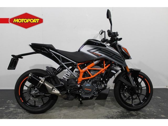 ktm - 125-duke