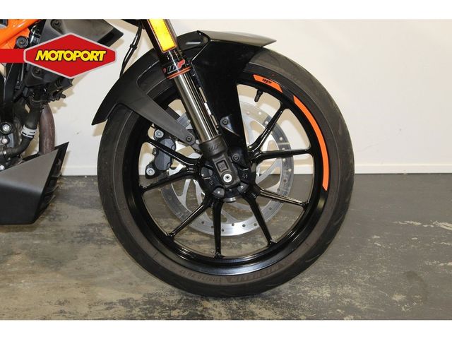 ktm - 125-duke