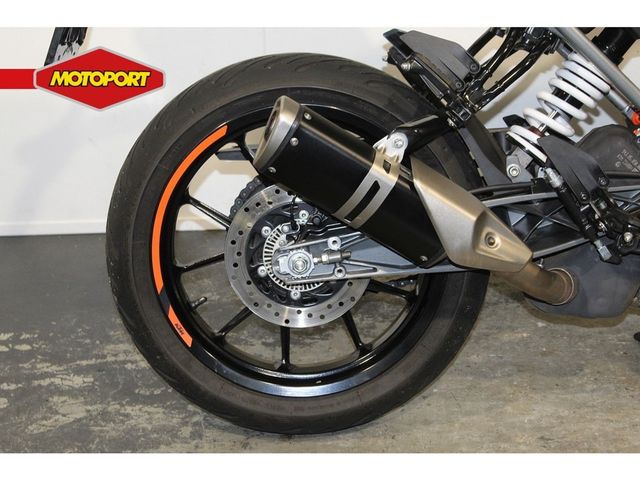 ktm - 125-duke