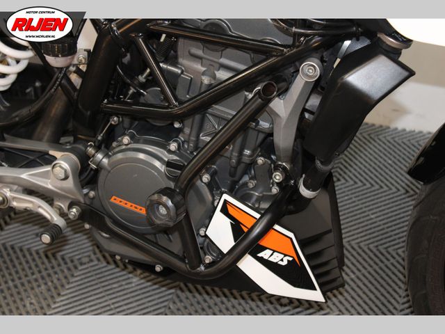 ktm - 125-duke