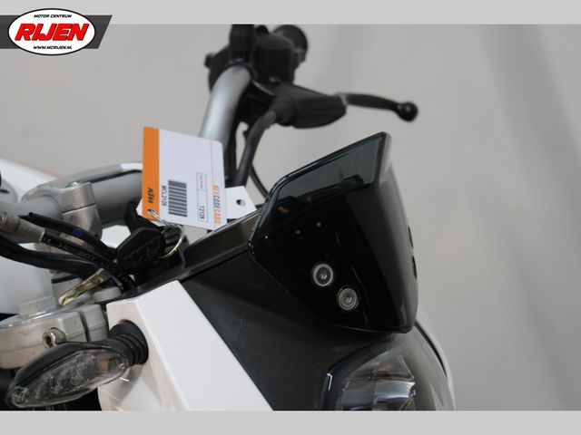 ktm - 125-duke