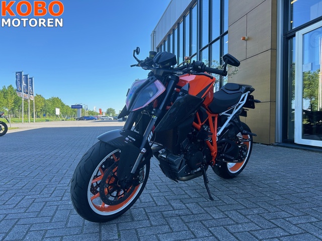 ktm - 1290-super-adventure