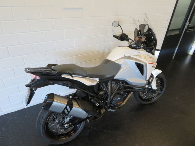 ktm - 1290-super-adventure