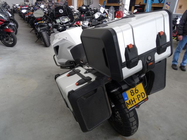 ktm - 1290-super-adventure