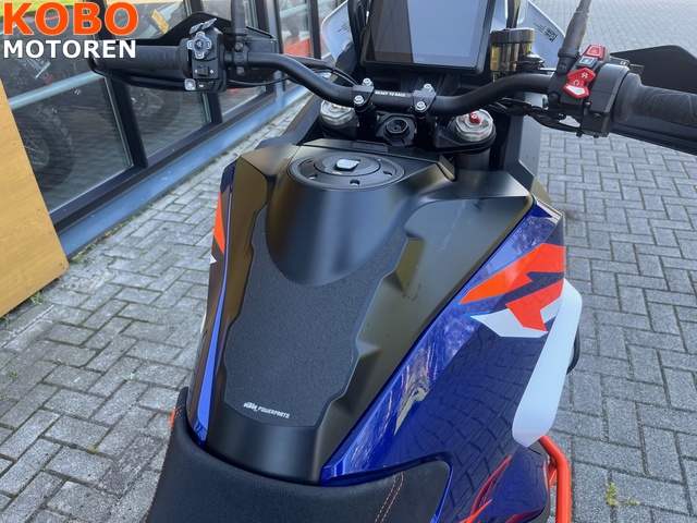 ktm - 1290-super-adventure-r