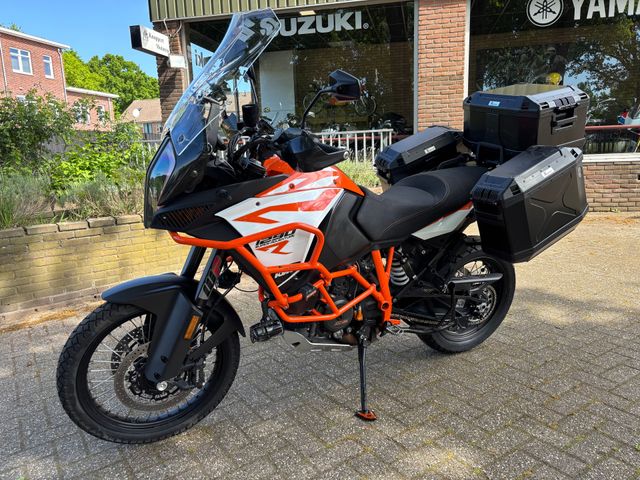 ktm - 1290-super-adventure-r