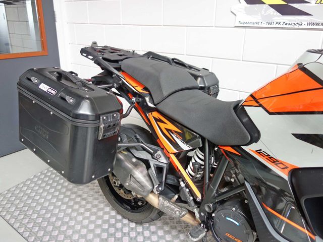 ktm - 1290-super-adventure-s