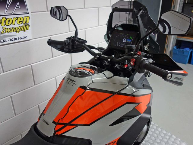 ktm - 1290-super-adventure-s