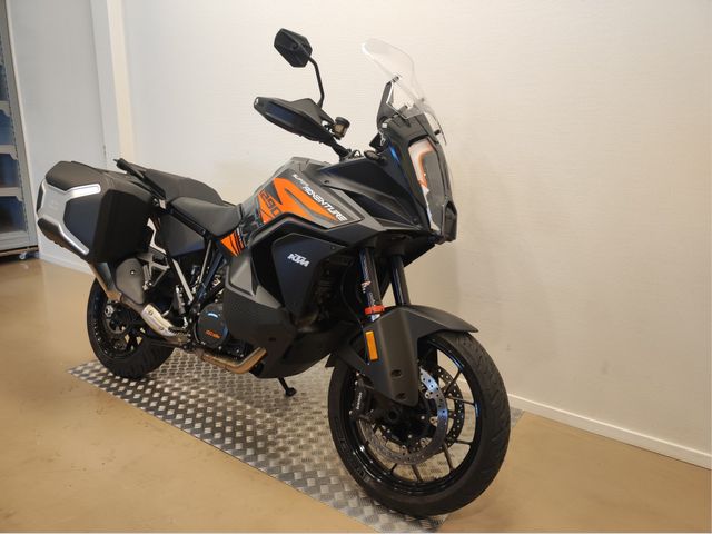 ktm - 1290-super-adventure-s