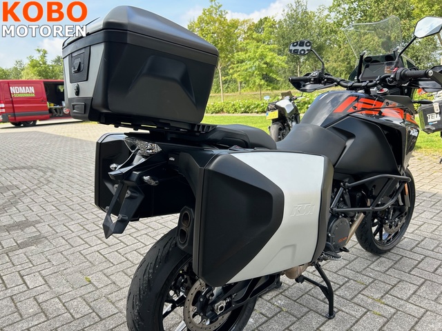 ktm - 1290-super-adventure-s