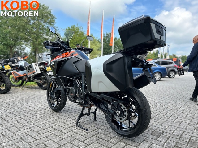 ktm - 1290-super-adventure-s