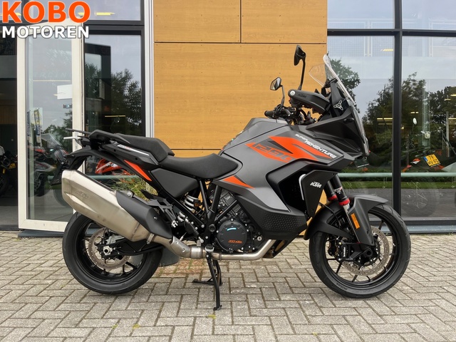 ktm - 1290-super-adventure-s