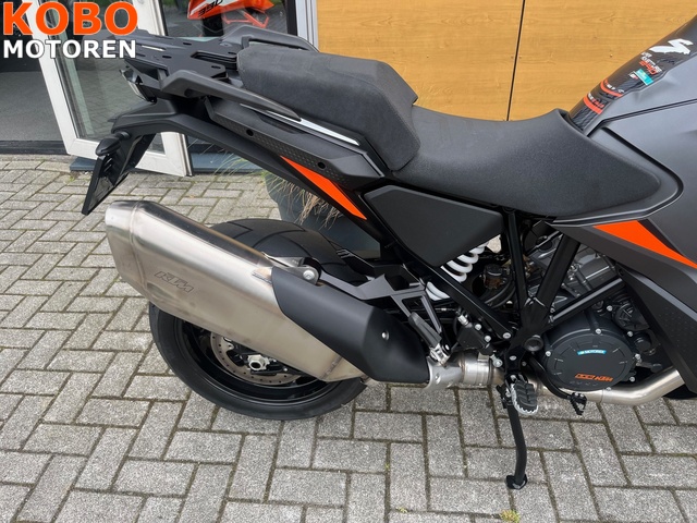 ktm - 1290-super-adventure-s