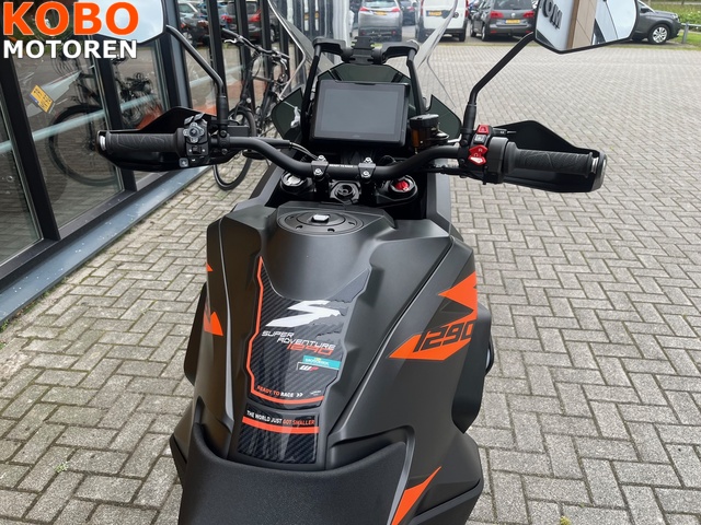 ktm - 1290-super-adventure-s