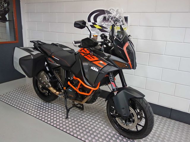 ktm - 1290-super-adventure-s