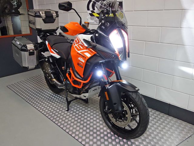 ktm - 1290-super-adventure-s