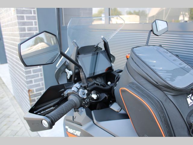 ktm - 1290-super-adventure-s