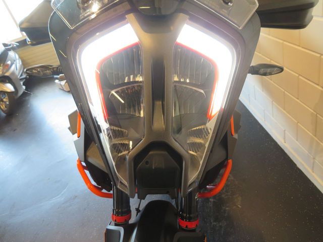 ktm - 1290-super-adventure-s