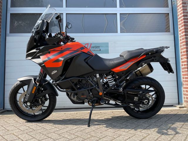 ktm - 1290-super-adventure-s