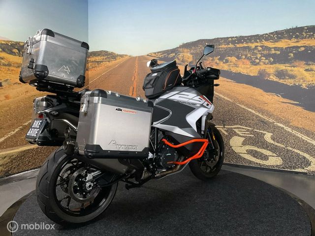 ktm - 1290-super-adventure-s