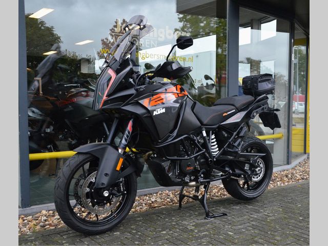 ktm - 1290-super-adventure-s