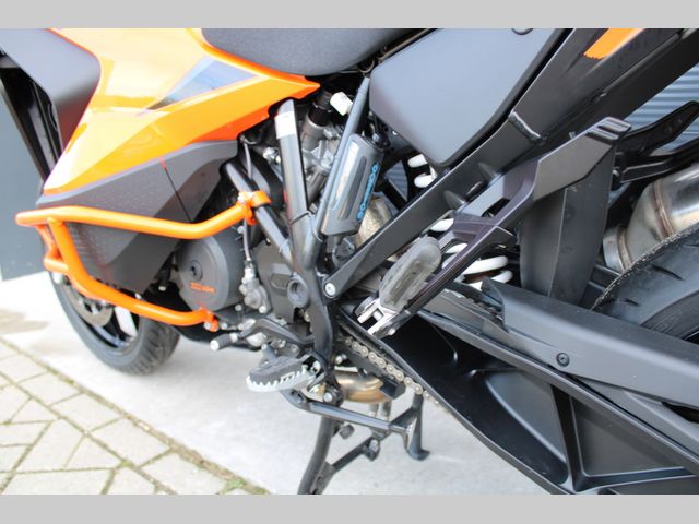 ktm - 1290-super-adventure-s