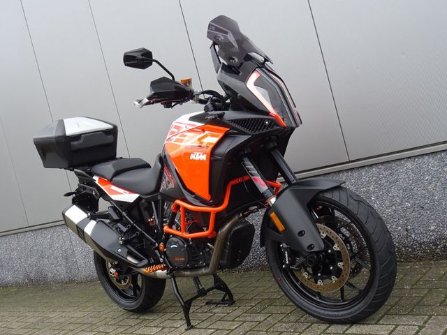 ktm - 1290-super-adventure-s