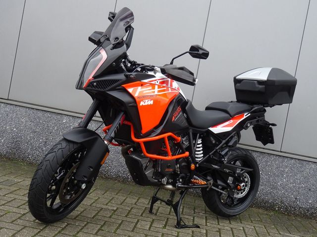 ktm - 1290-super-adventure-s