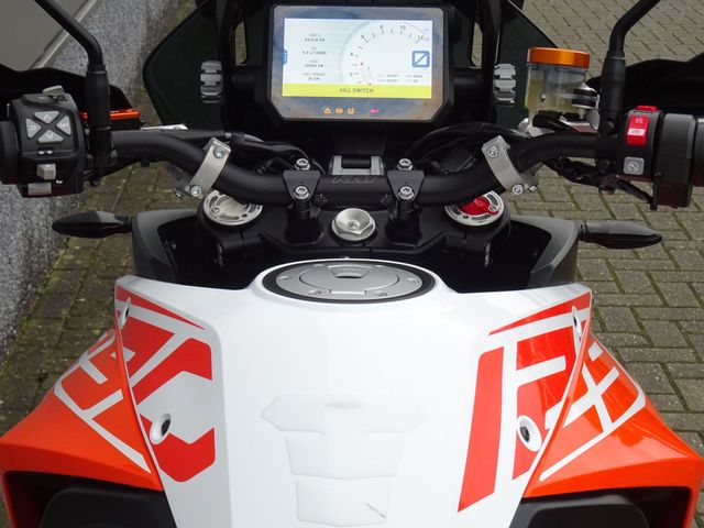 ktm - 1290-super-adventure-s