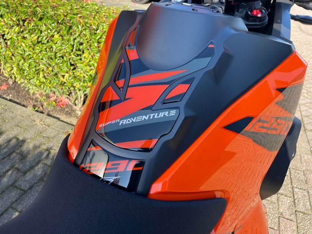 ktm - 1290-super-adventure-s