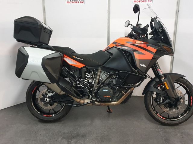 ktm - 1290-super-adventure-s