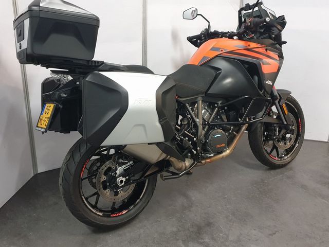 ktm - 1290-super-adventure-s