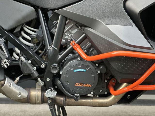 ktm - 1290-super-adventure-s