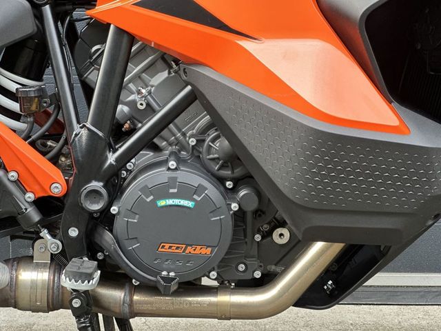 ktm - 1290-super-adventure-s