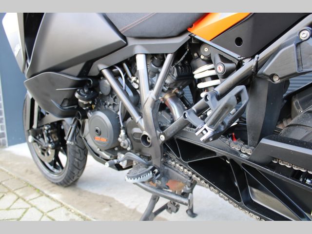 ktm - 1290-super-adventure-s