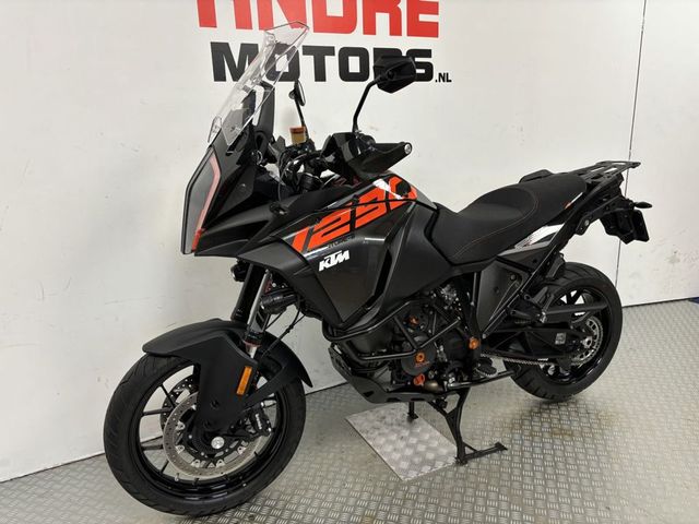 ktm - 1290-super-adventure-s