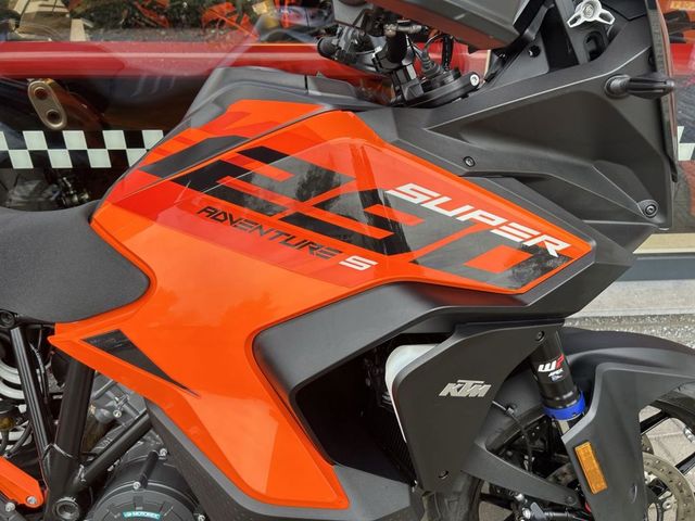 ktm - 1290-super-adventure-s