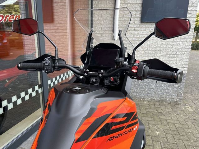 ktm - 1290-super-adventure-s