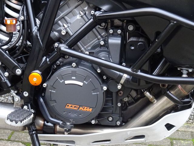 ktm - 1290-super-adventure-s