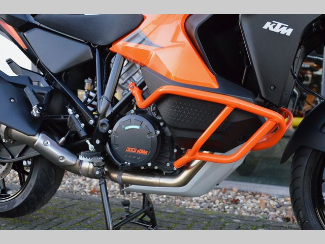 ktm - 1290-super-adventure-s