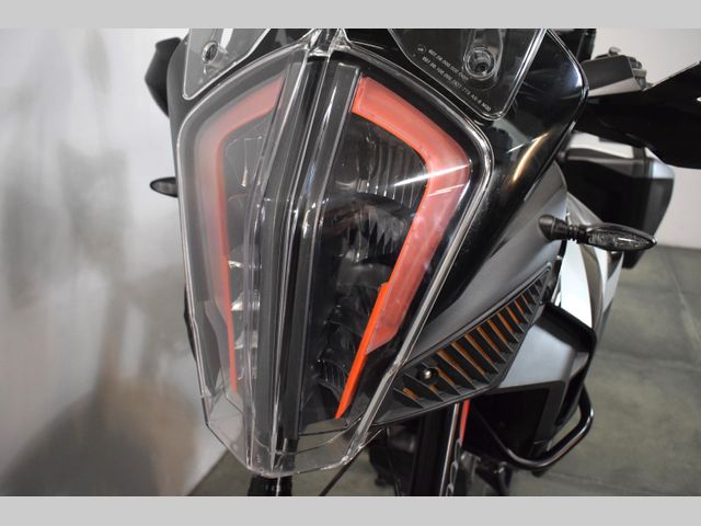 ktm - 1290-super-adventure-s