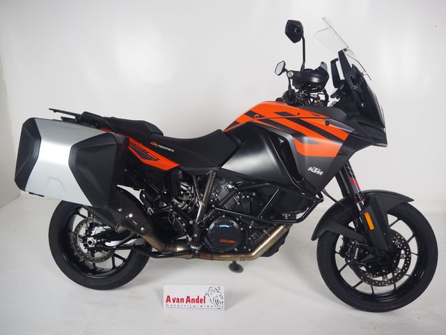 ktm - 1290-super-adventure-s