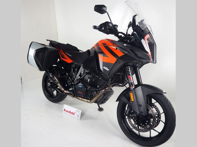 ktm - 1290-super-adventure-s