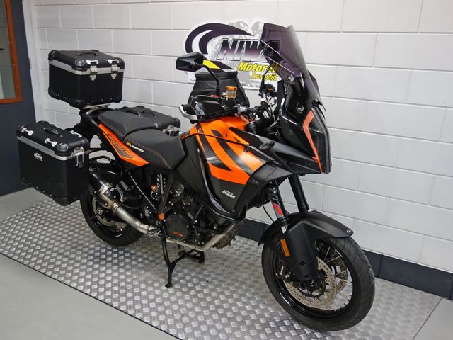 ktm - 1290-super-adventure-s